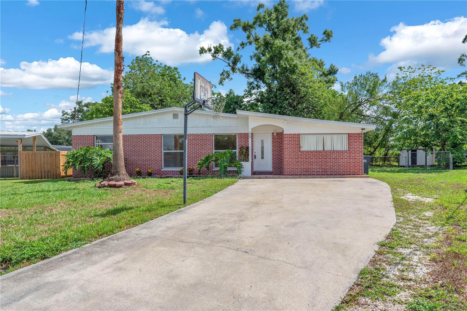 508 CLEARFIELD RD — photo 14