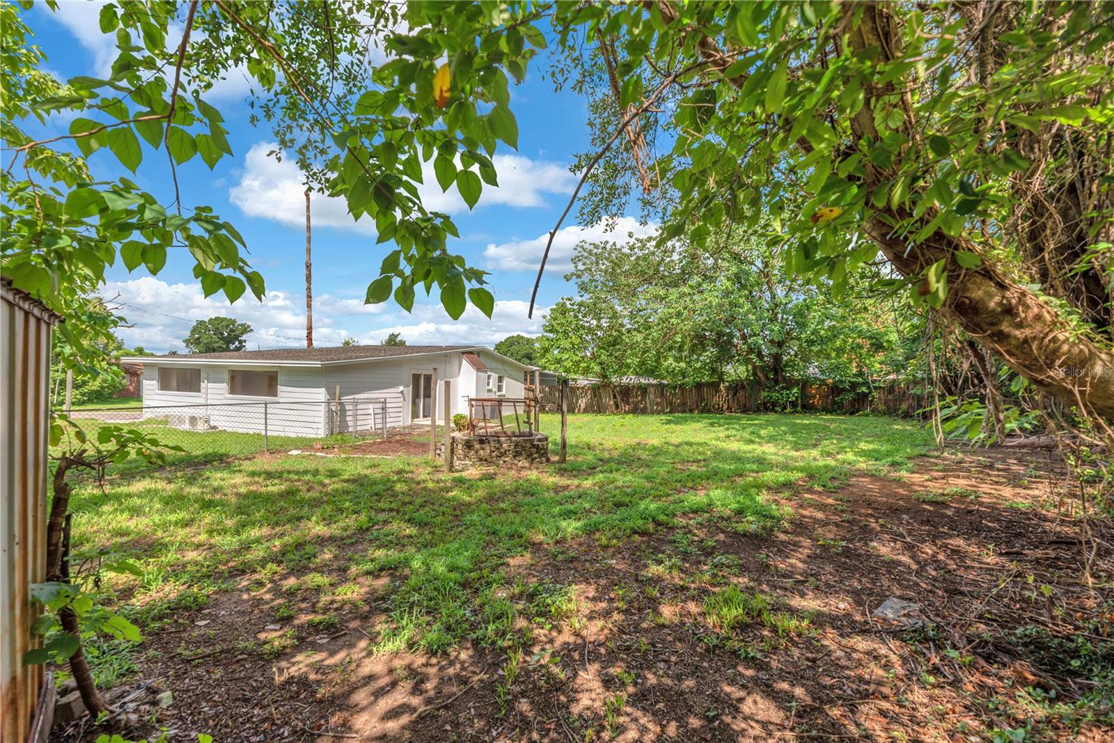 508 CLEARFIELD RD — photo 16