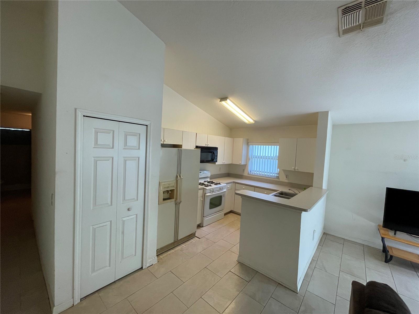 15120 DEER MEADOW DR — photo 6