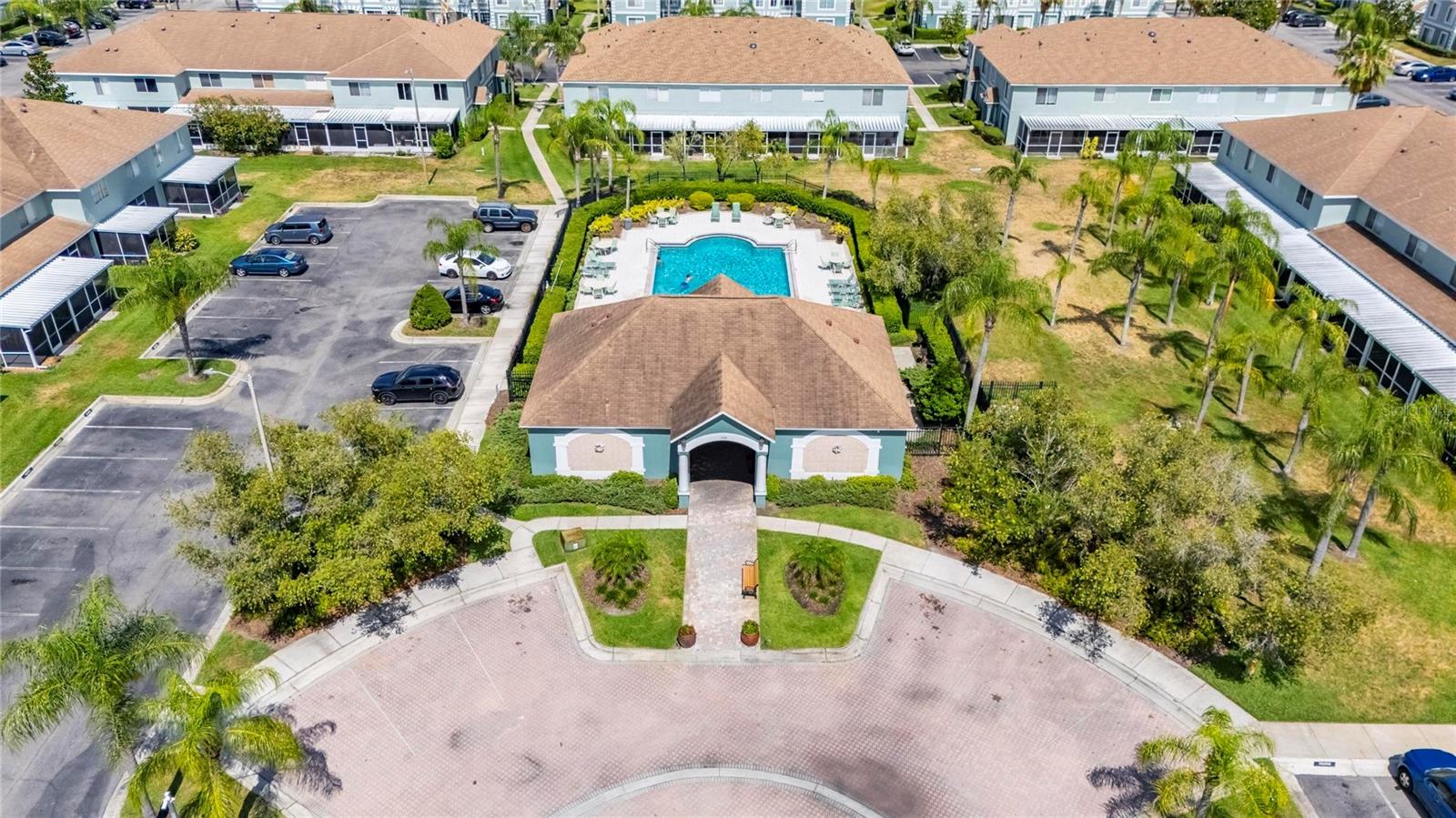 2258 FLUORSHIRE DR — photo 45