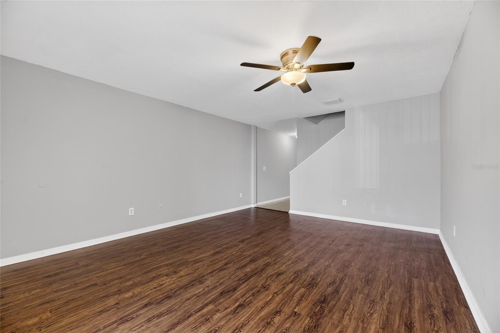 2258 FLUORSHIRE DR — photo 7