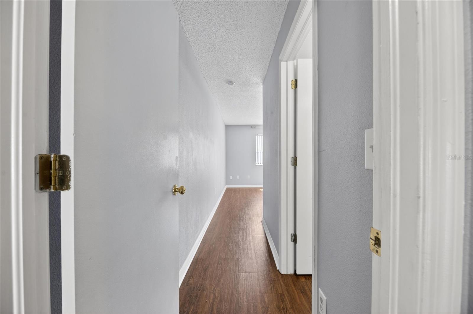 2258 FLUORSHIRE DR — photo 26