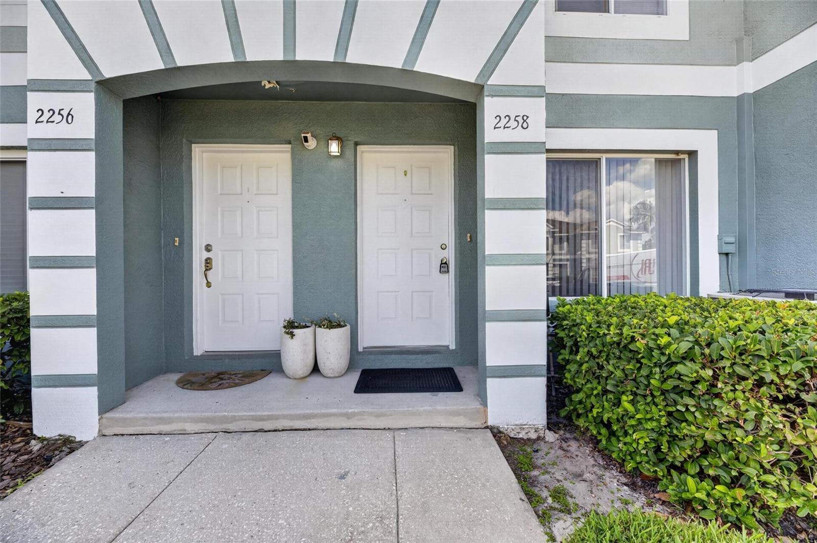 2258 FLUORSHIRE DR — photo 3