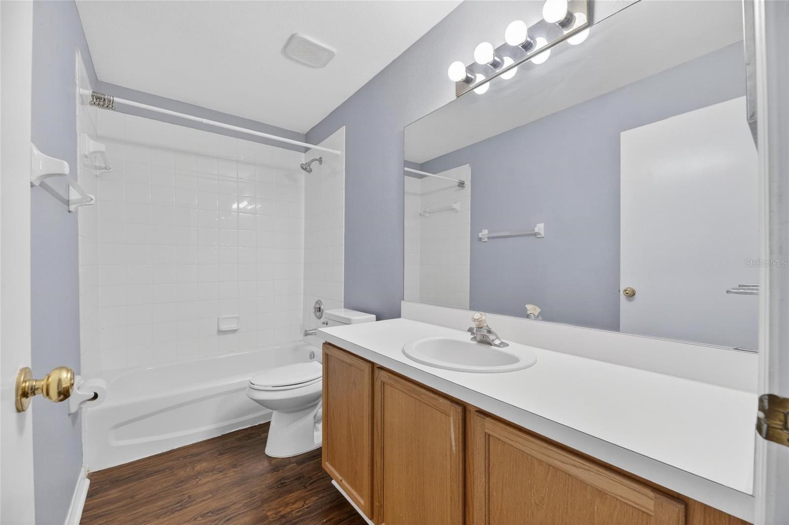 2258 FLUORSHIRE DR — photo 27
