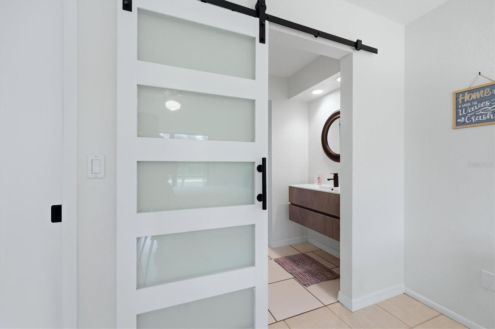 320 SAN RAFAEL AVE — photo 25