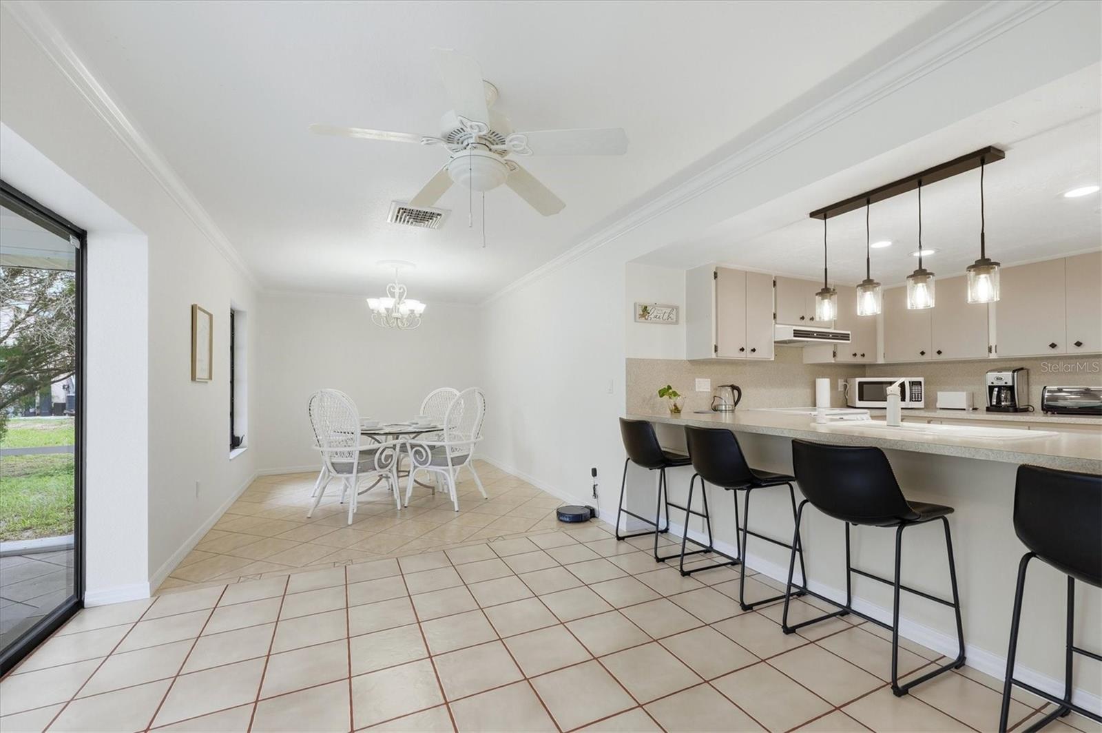 320 SAN RAFAEL AVE — photo 20