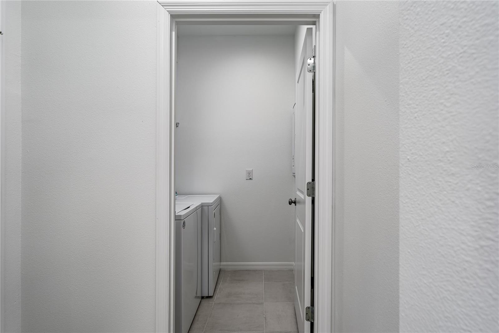 5719 MAIDENSTONE WAY — photo 18