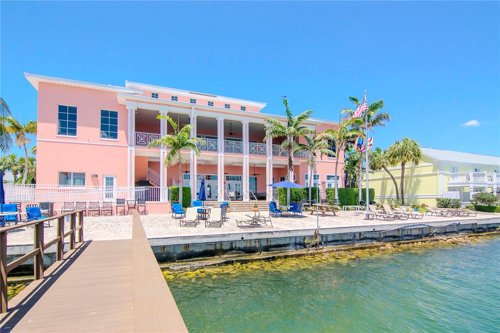 5282 BEACH DR SE #APT D — photo 33