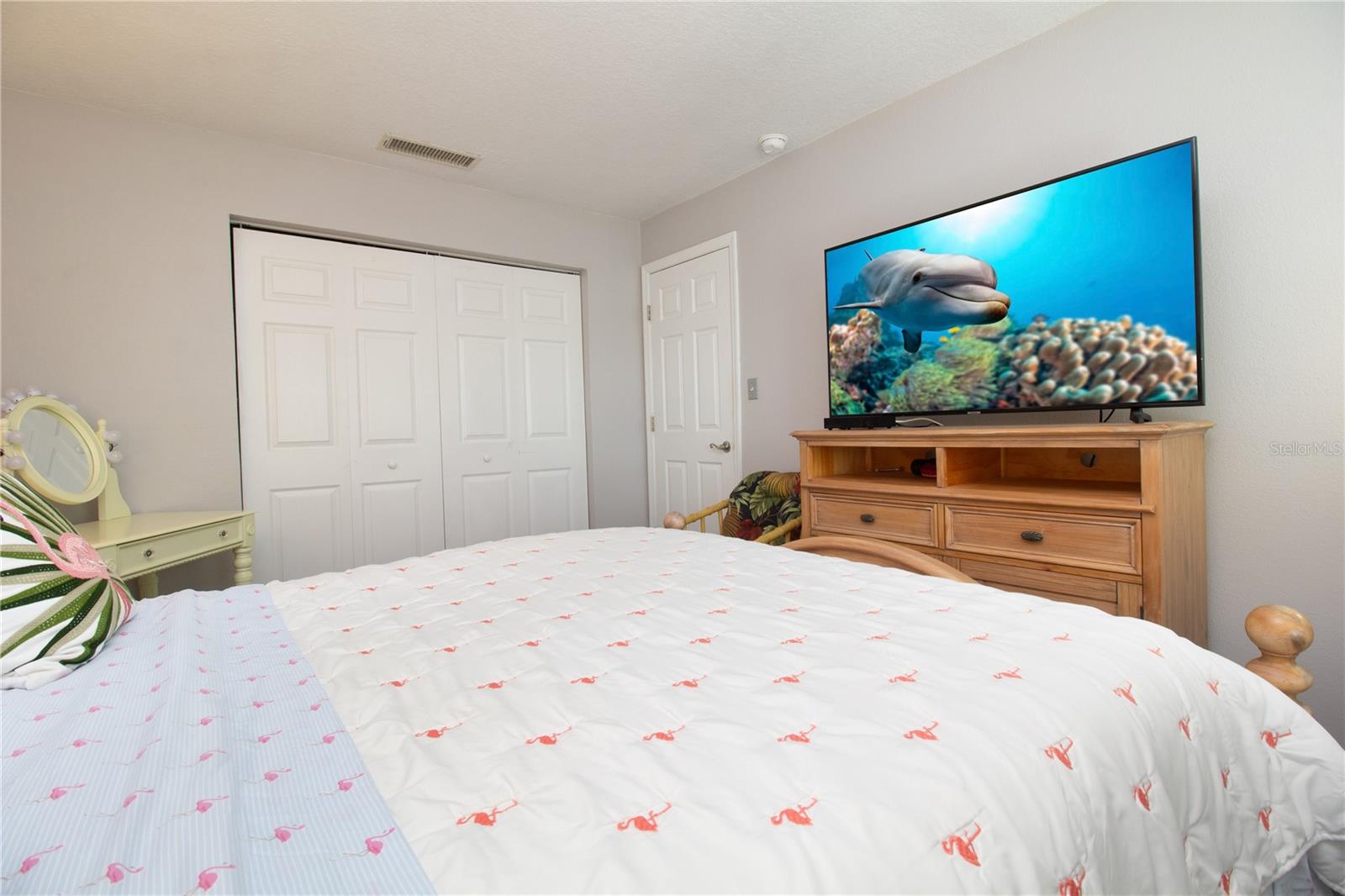 5282 BEACH DR SE #APT D — photo 12
