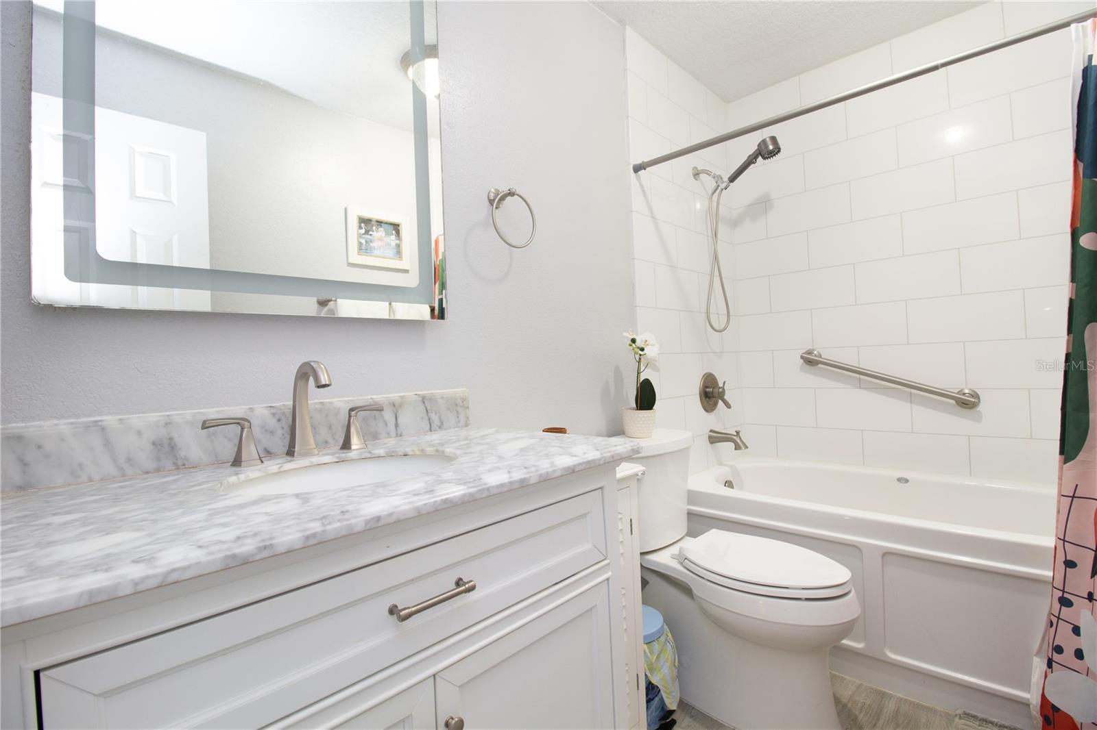 5282 BEACH DR SE #APT D — photo 15