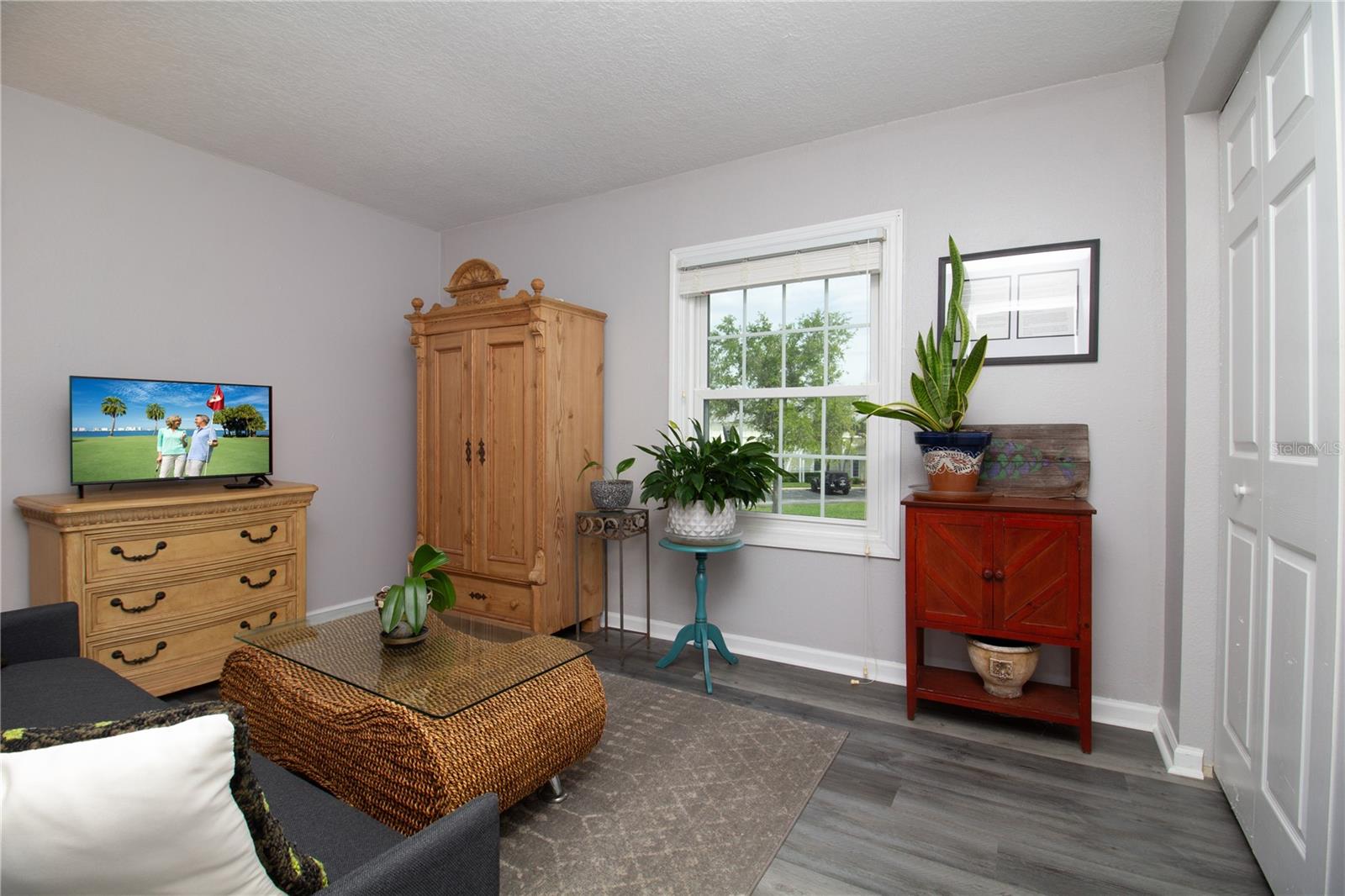5282 BEACH DR SE #APT D — photo 14