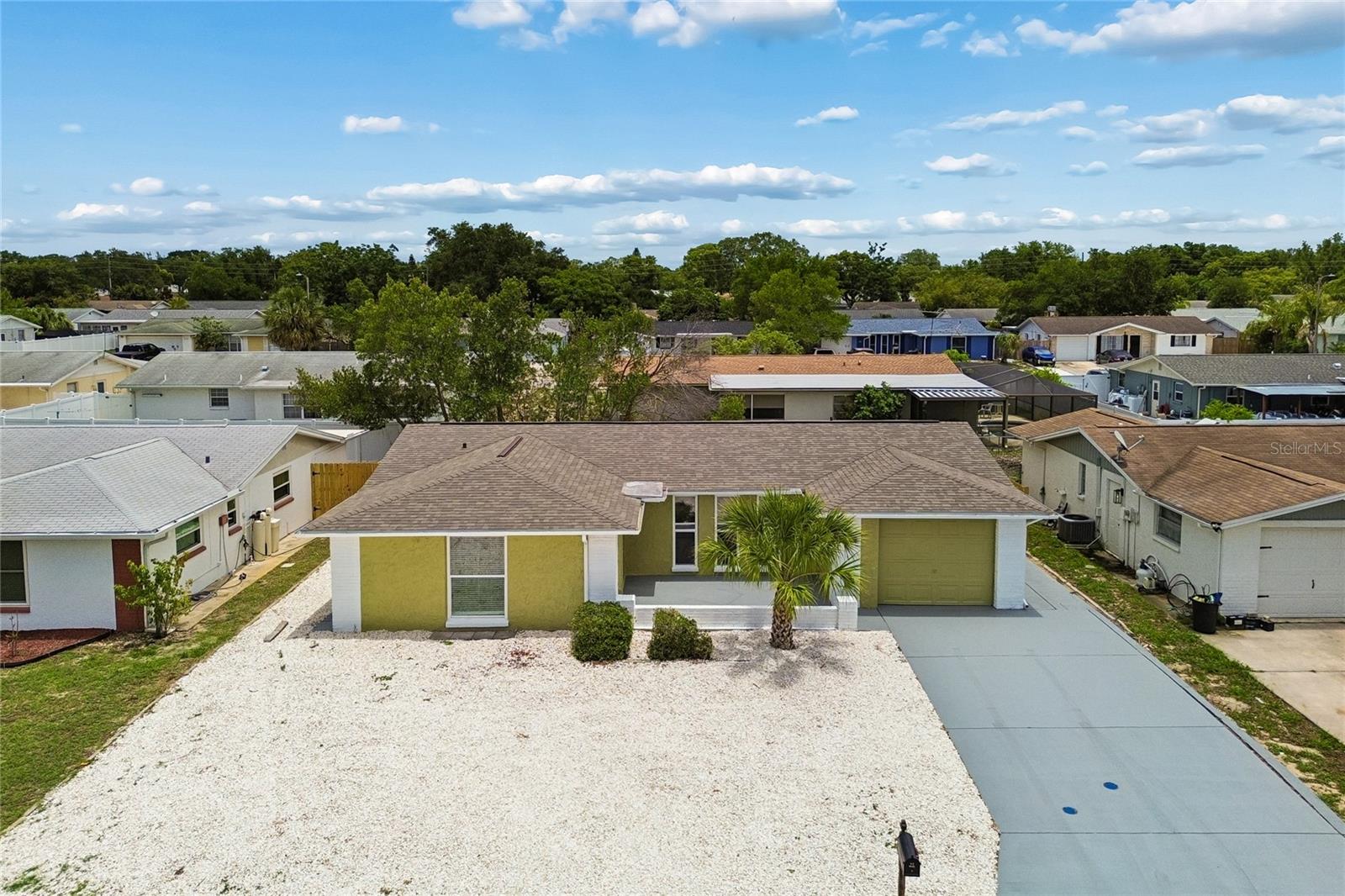 11130 TAMARIX AVE — photo 10