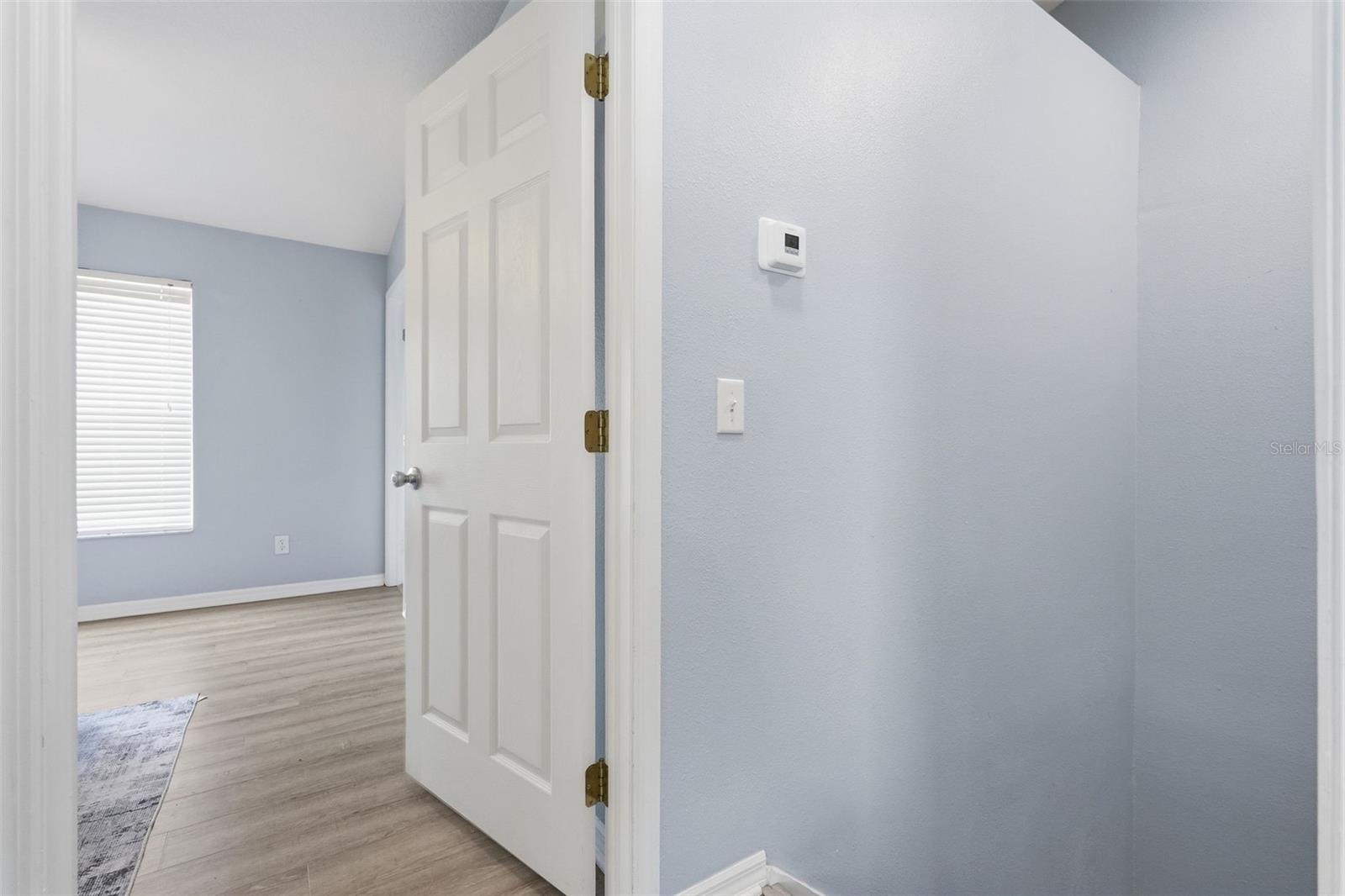 1250 CHARLESWORTH DR — photo 41