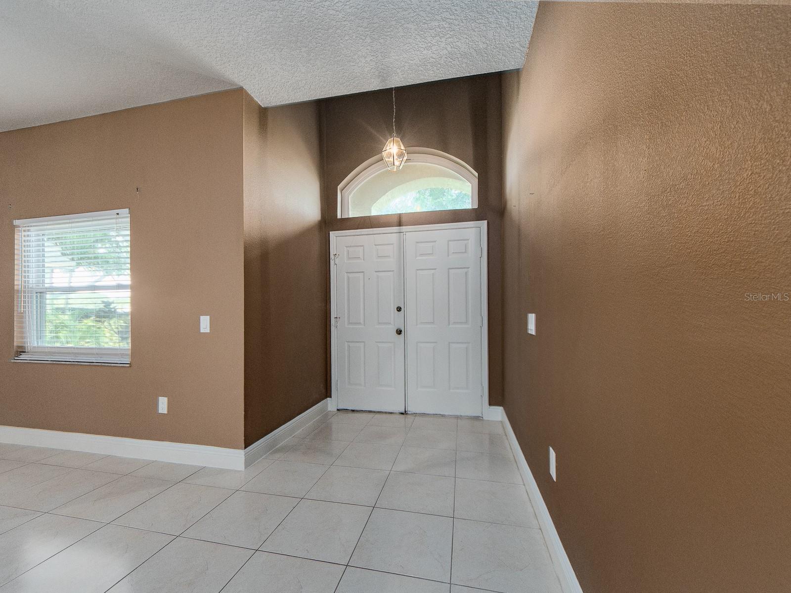 3256 BENTLEY DR — photo 16