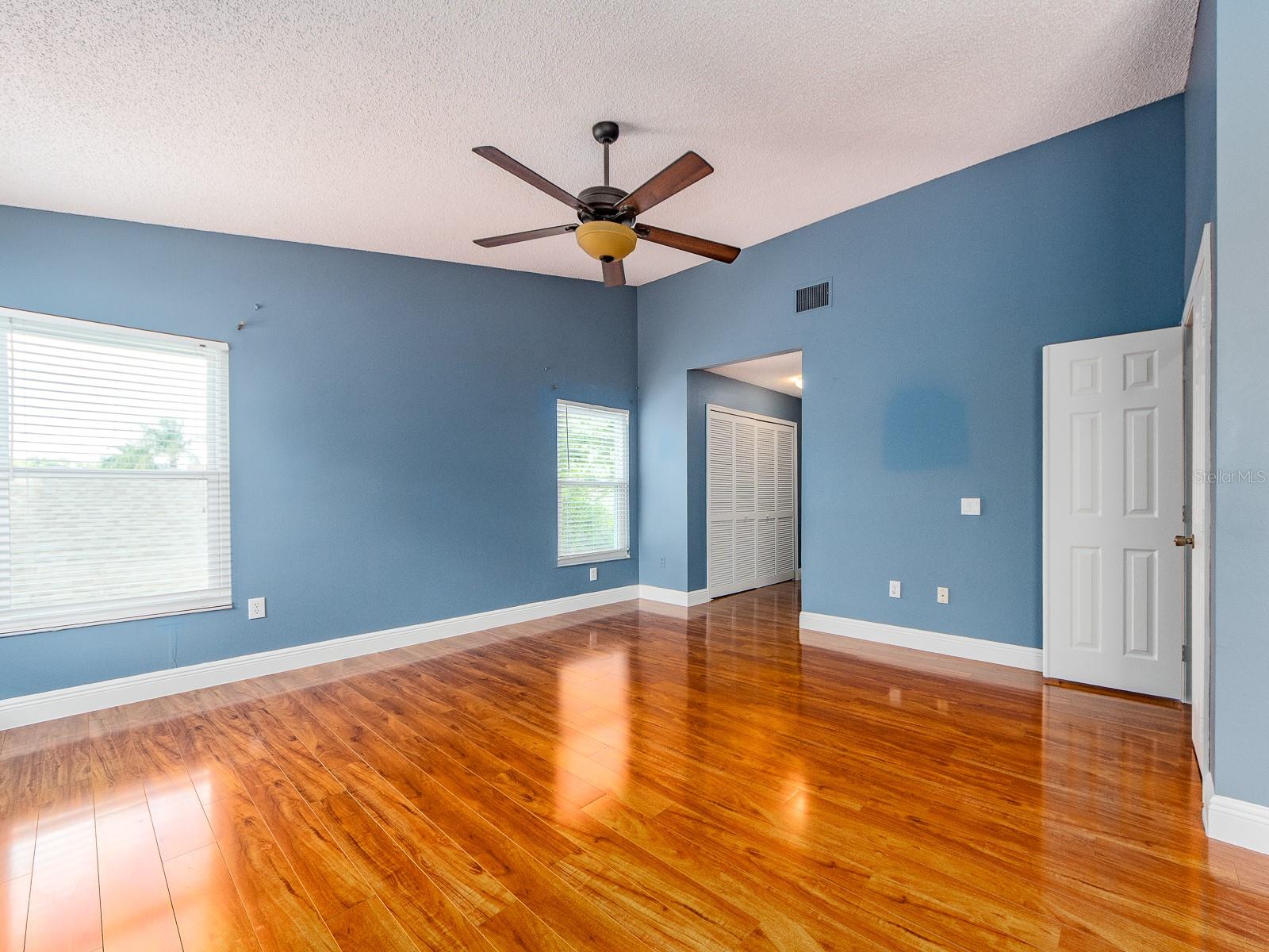3256 BENTLEY DR — photo 20