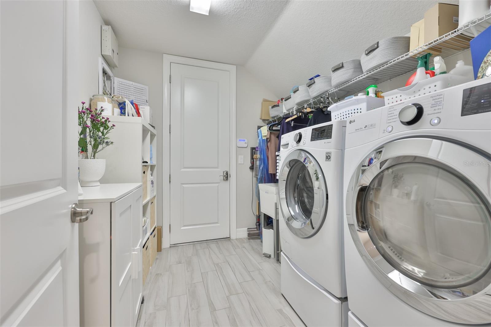 18824 ALDER GLEN DR — photo 41