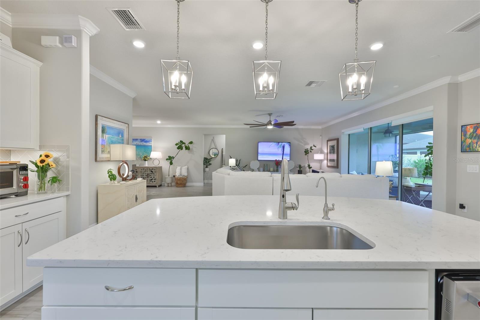 18824 ALDER GLEN DR — photo 32