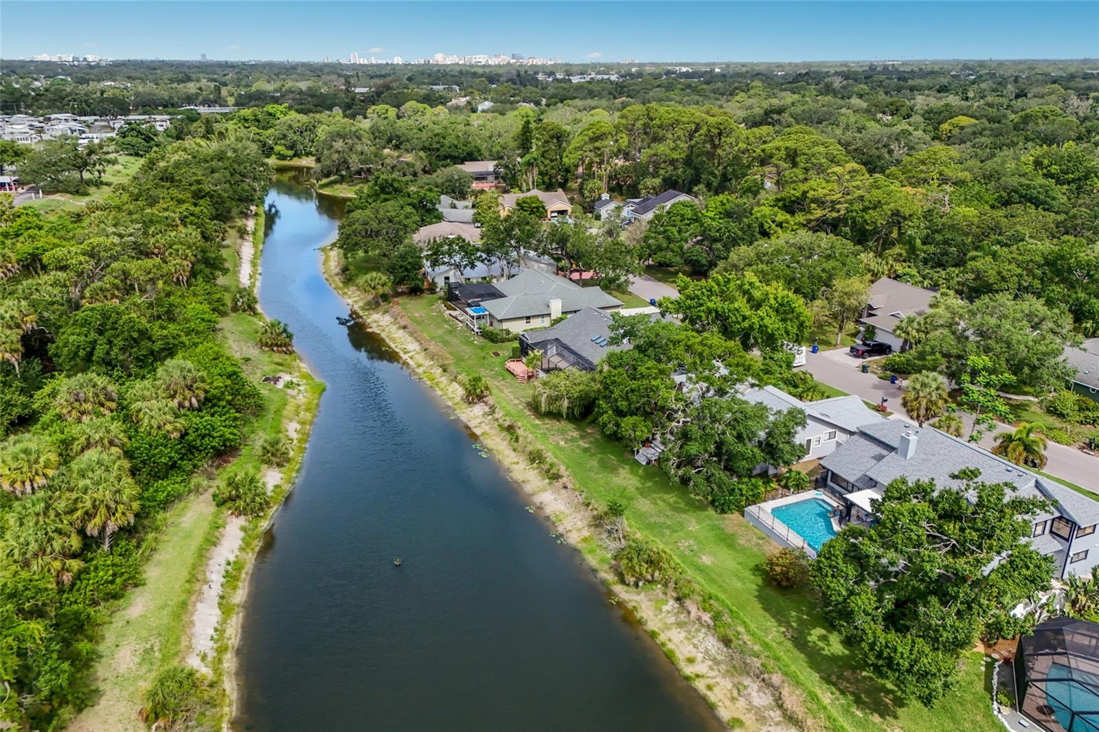 851 FAULKWOOD CT — photo 42