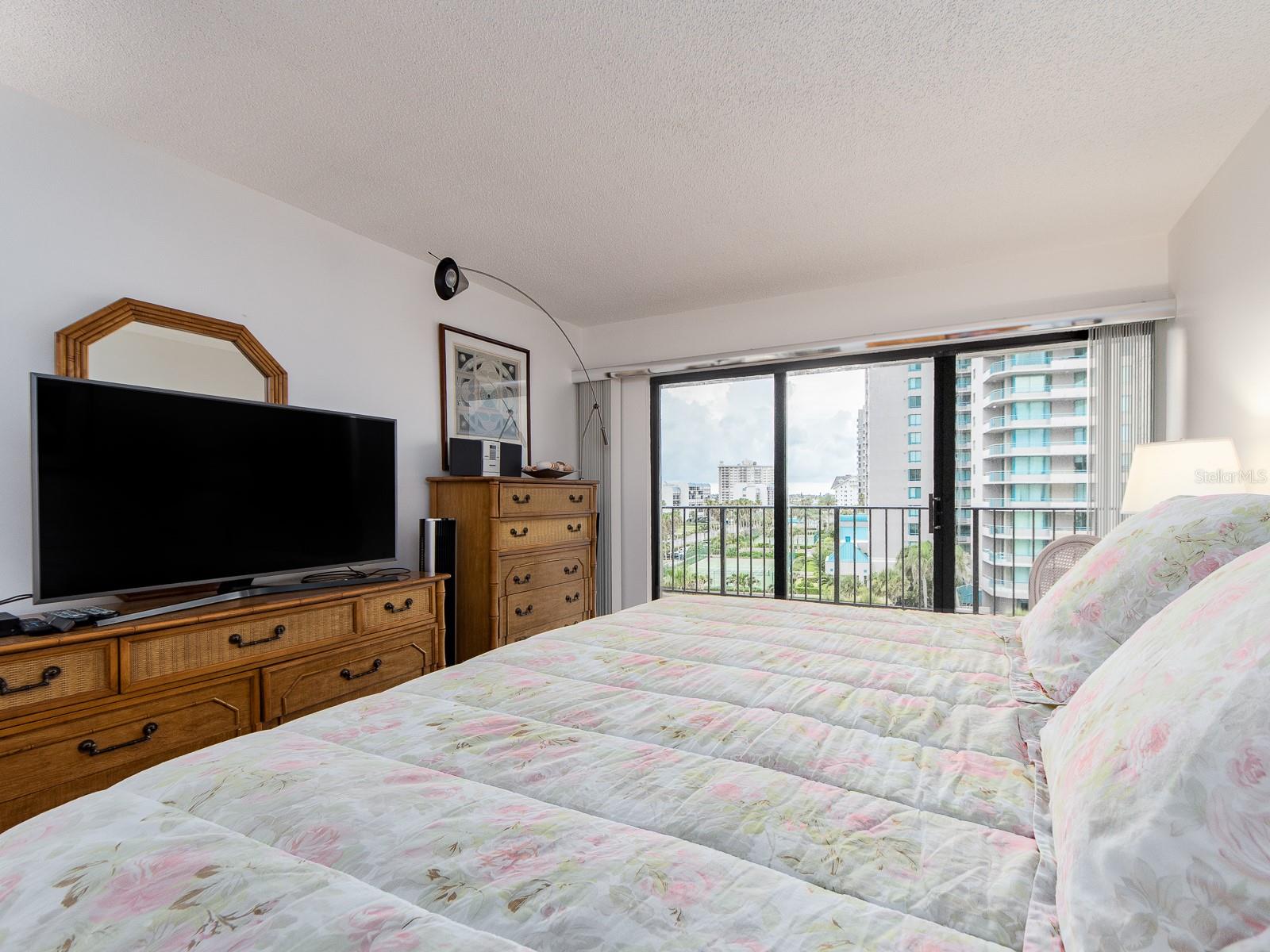 1480 GULF BLVD #612 — photo 30