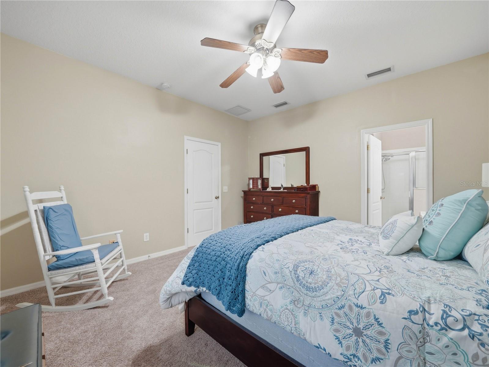 6936 SURREY OAK DR — photo 12