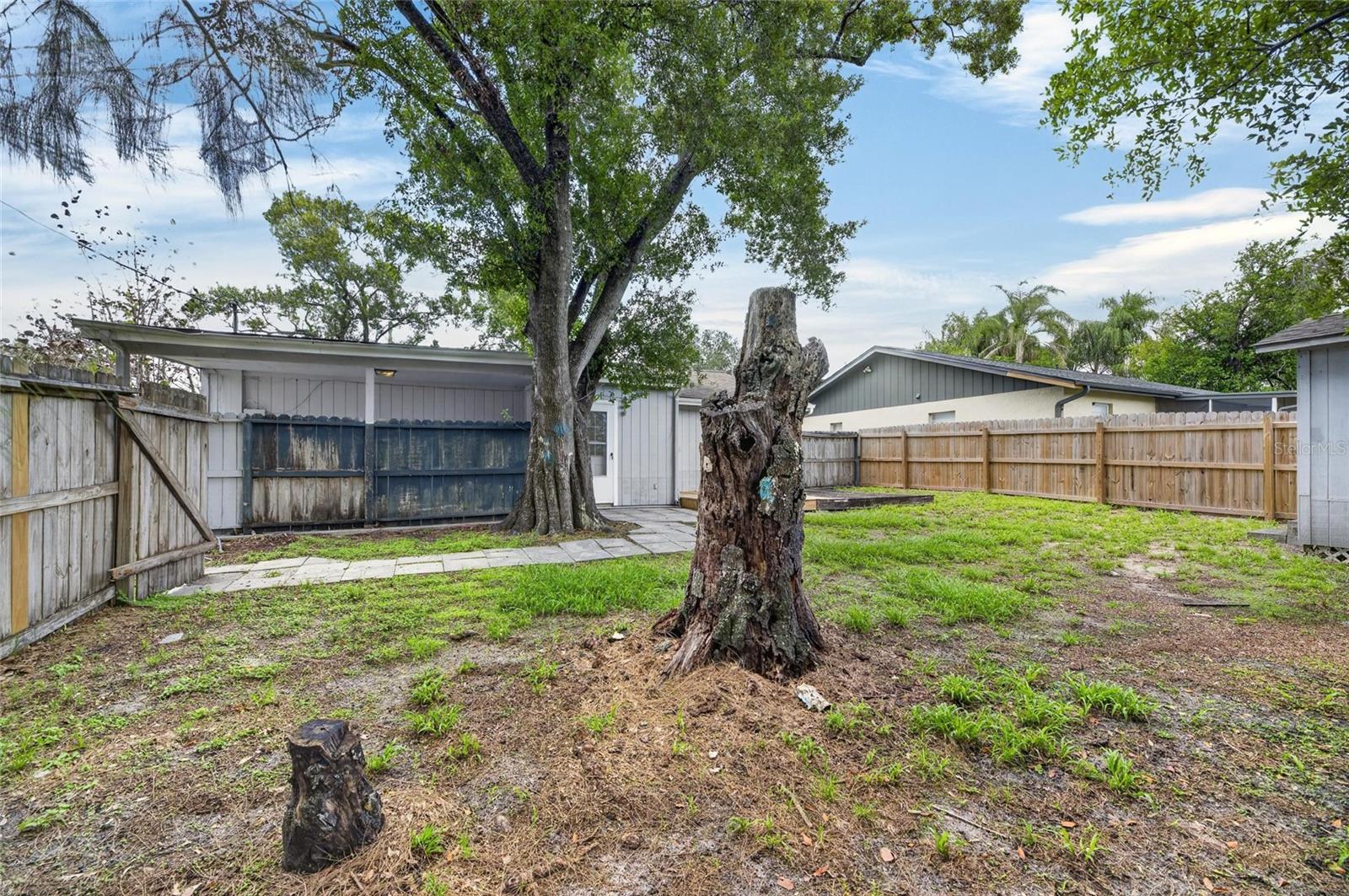 5001 WHITEWAY DR — photo 35