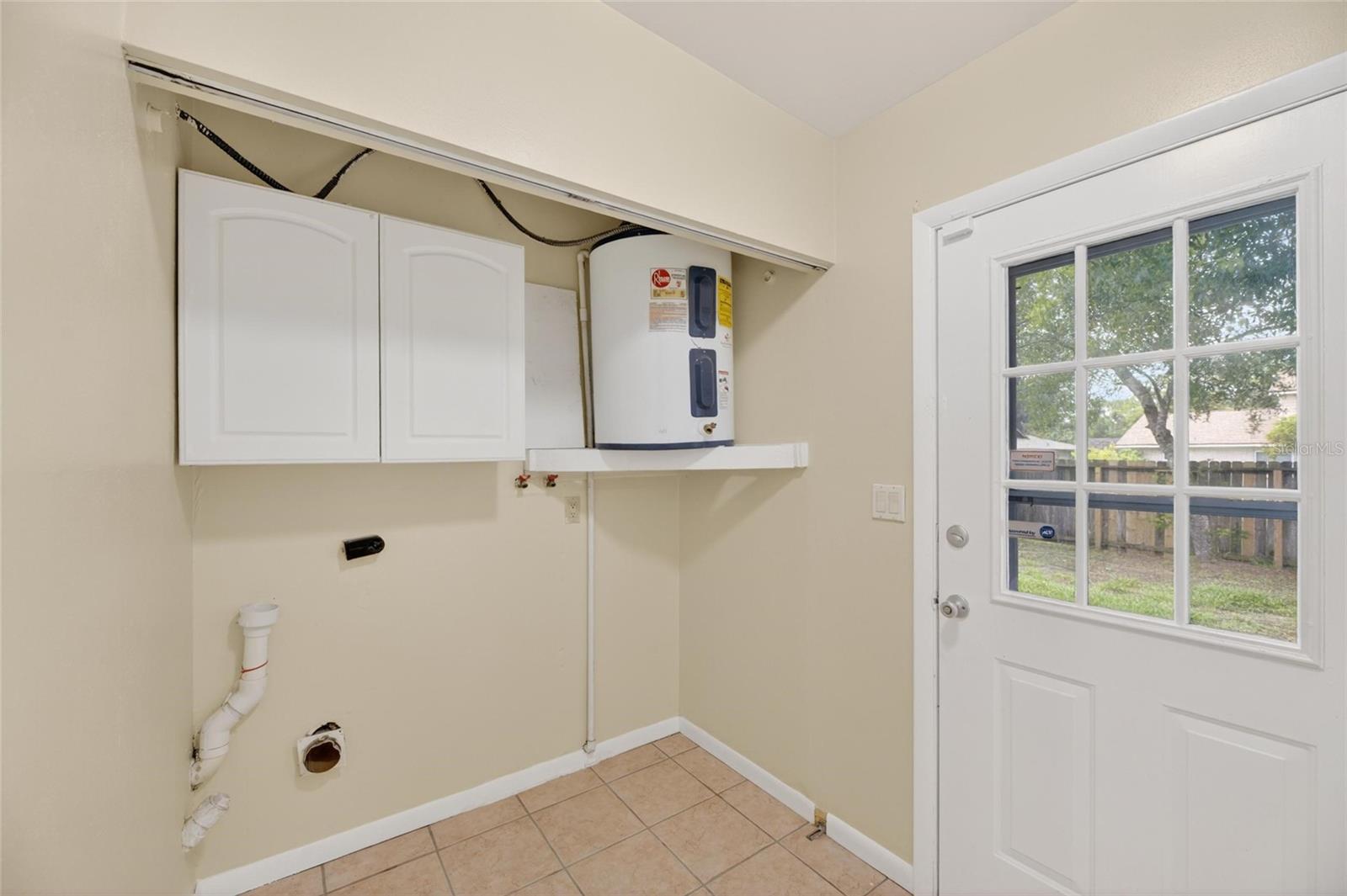 5001 WHITEWAY DR — photo 13
