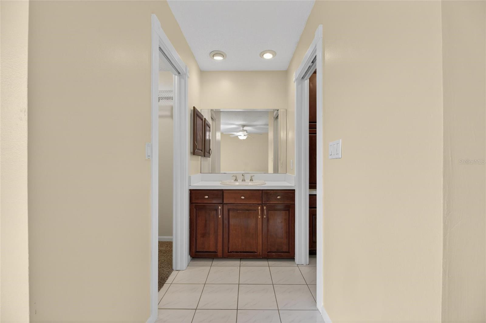 5001 WHITEWAY DR — photo 28