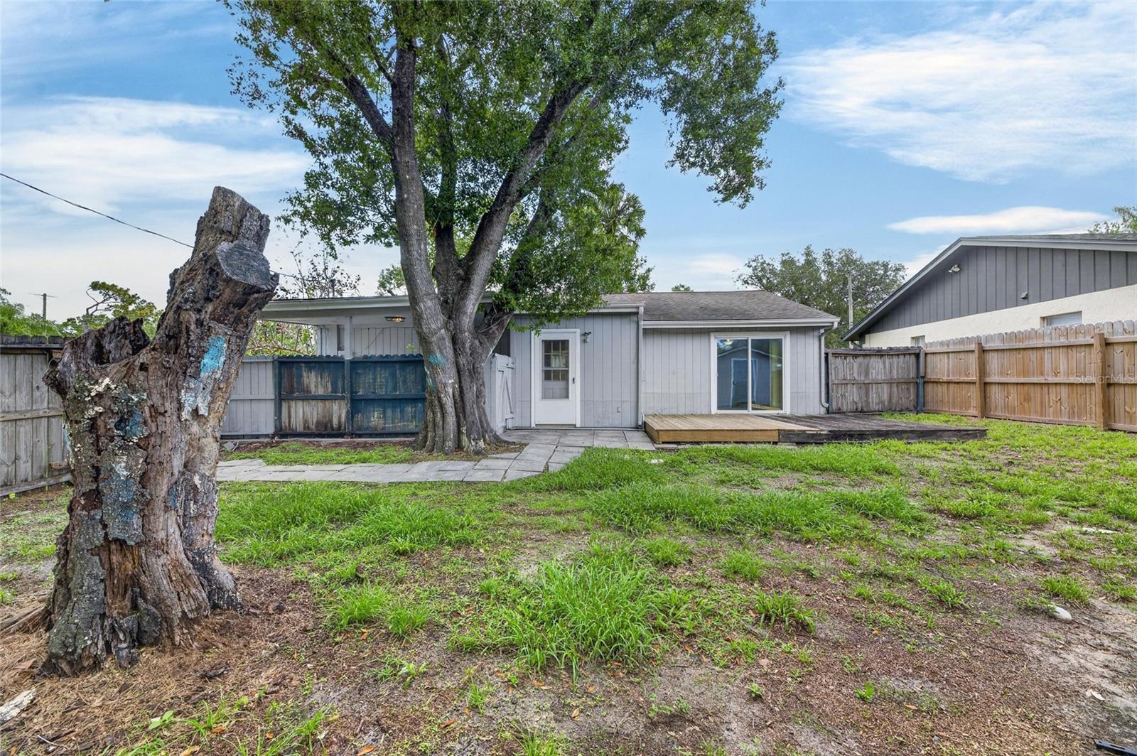 5001 WHITEWAY DR — photo 36