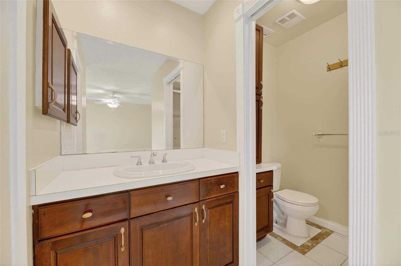 5001 WHITEWAY DR — photo 29