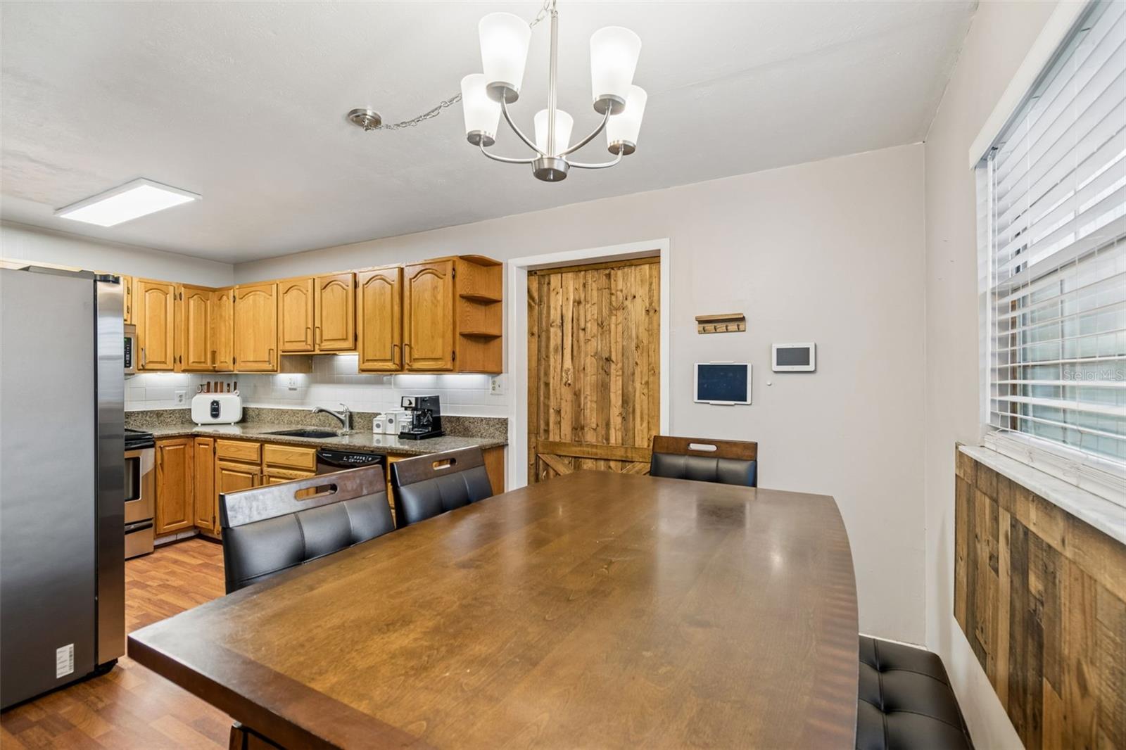 4437 W BAY AVE — photo 6