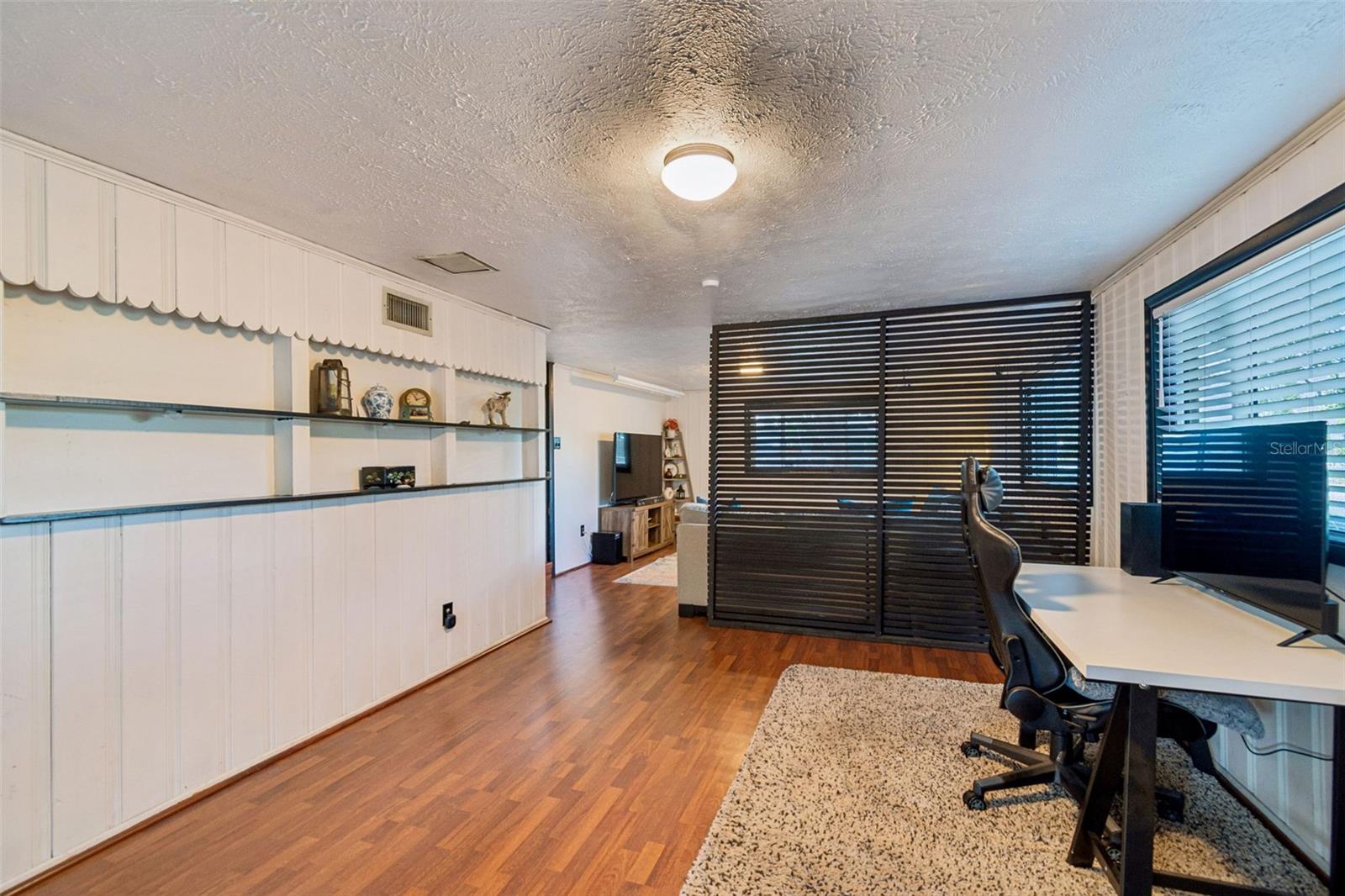 4437 W BAY AVE — photo 12