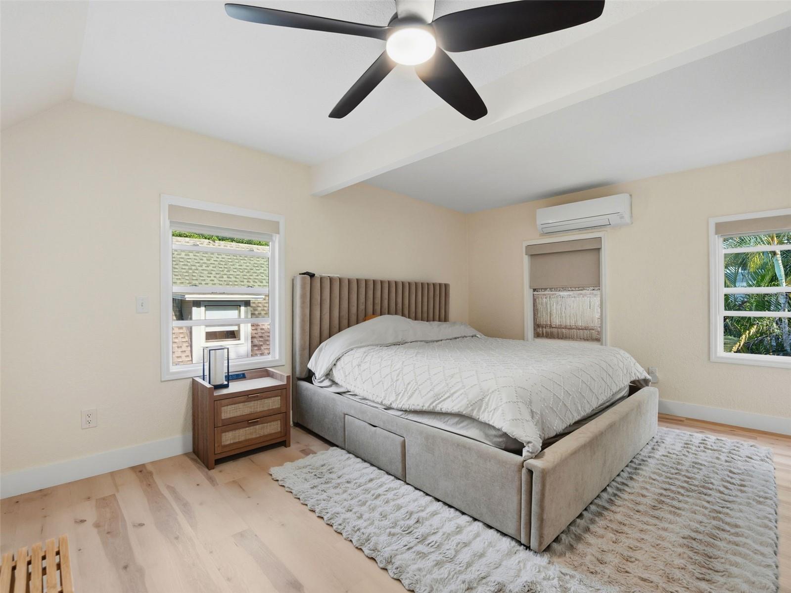 2607 W WYOMING AVE — photo 11
