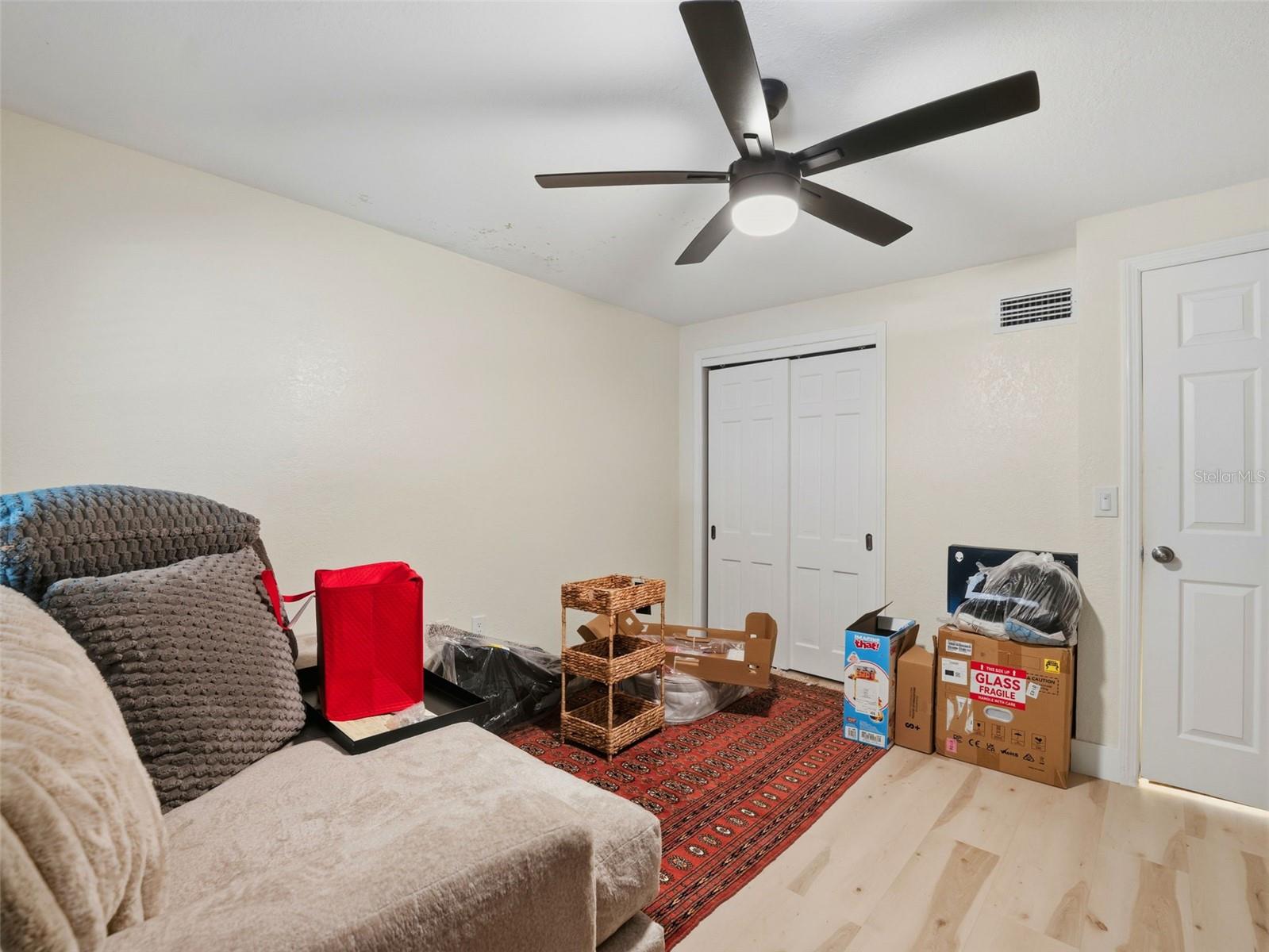 2607 W WYOMING AVE — photo 18