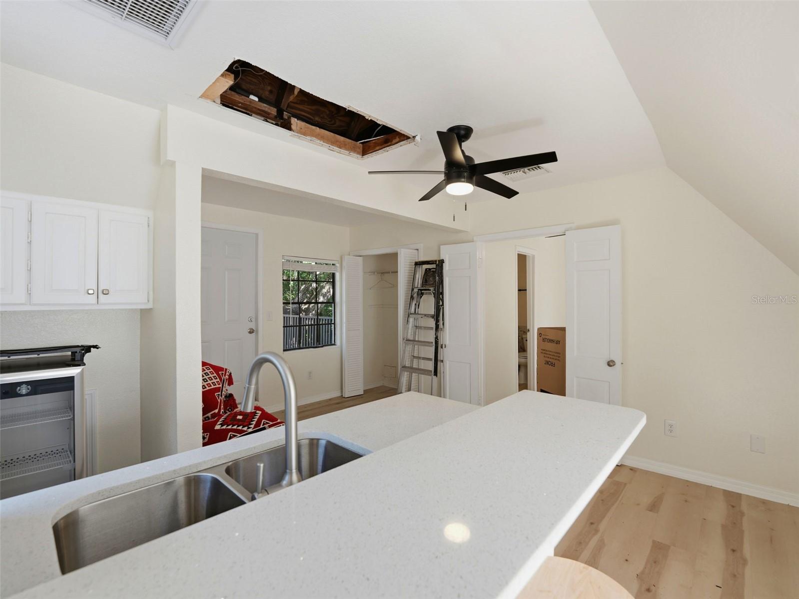 2607 W WYOMING AVE — photo 28