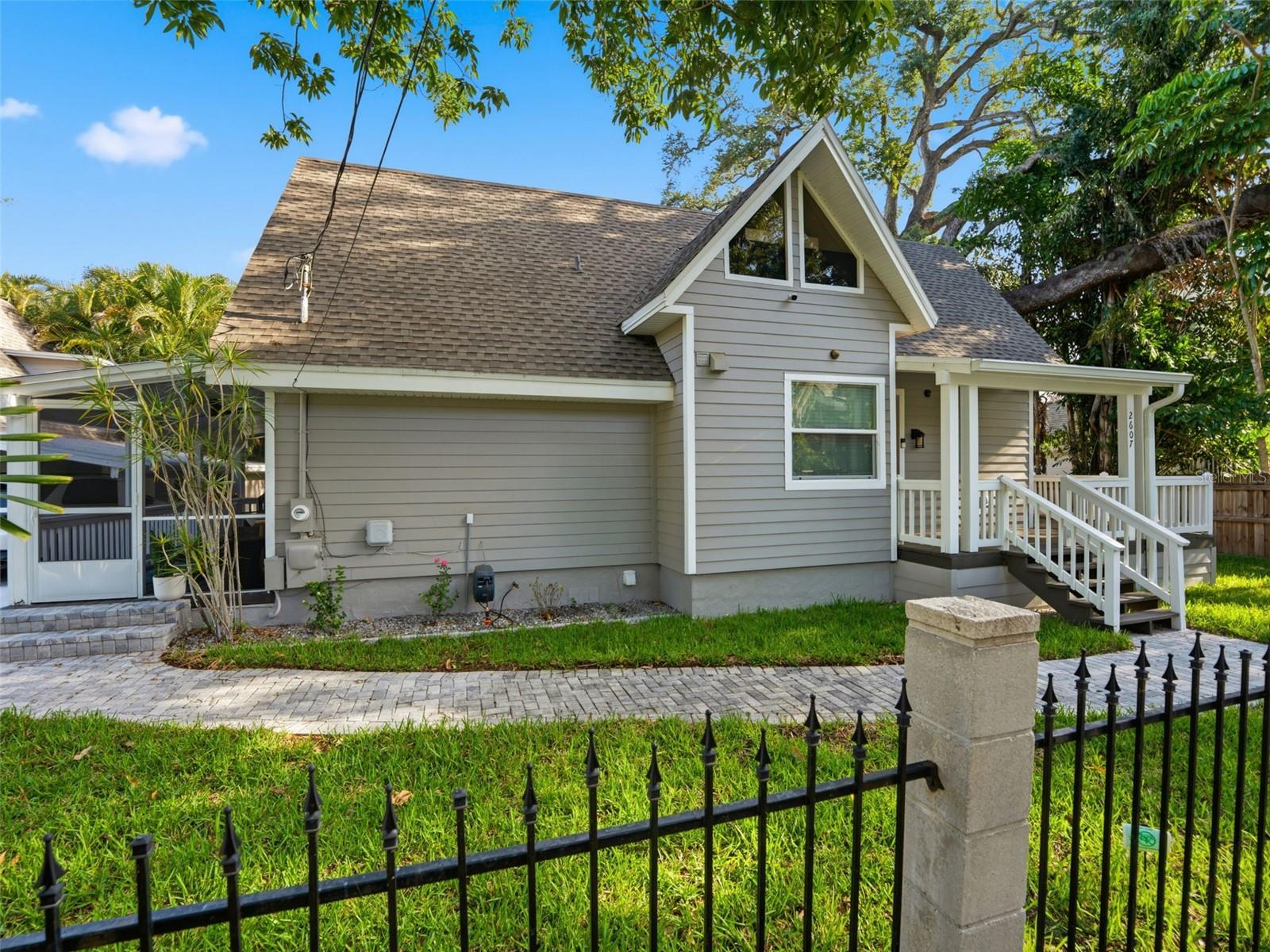 2607 W WYOMING AVE — photo 4