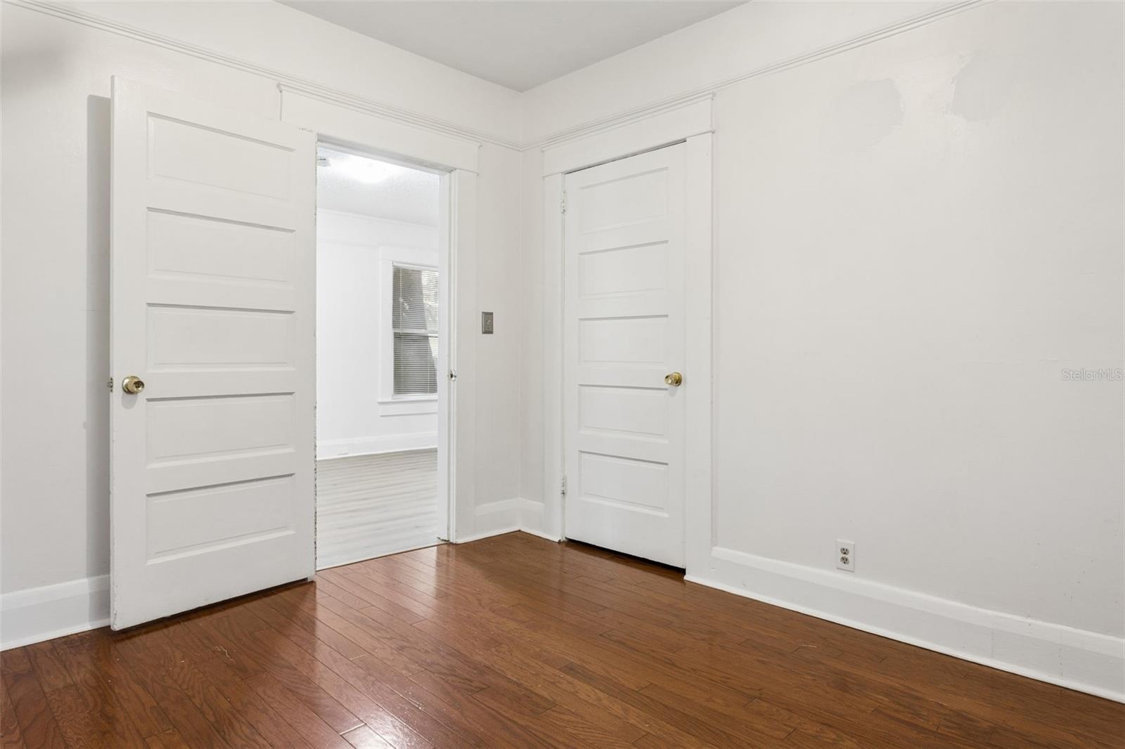 4208 N MARGUERITE — photo 13