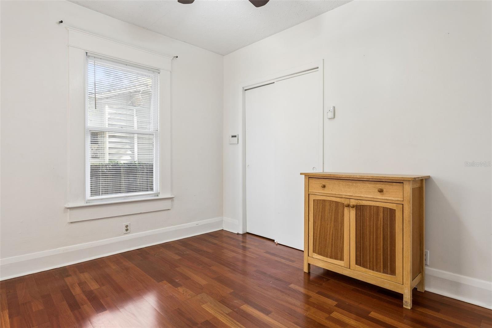 4208 N MARGUERITE — photo 17