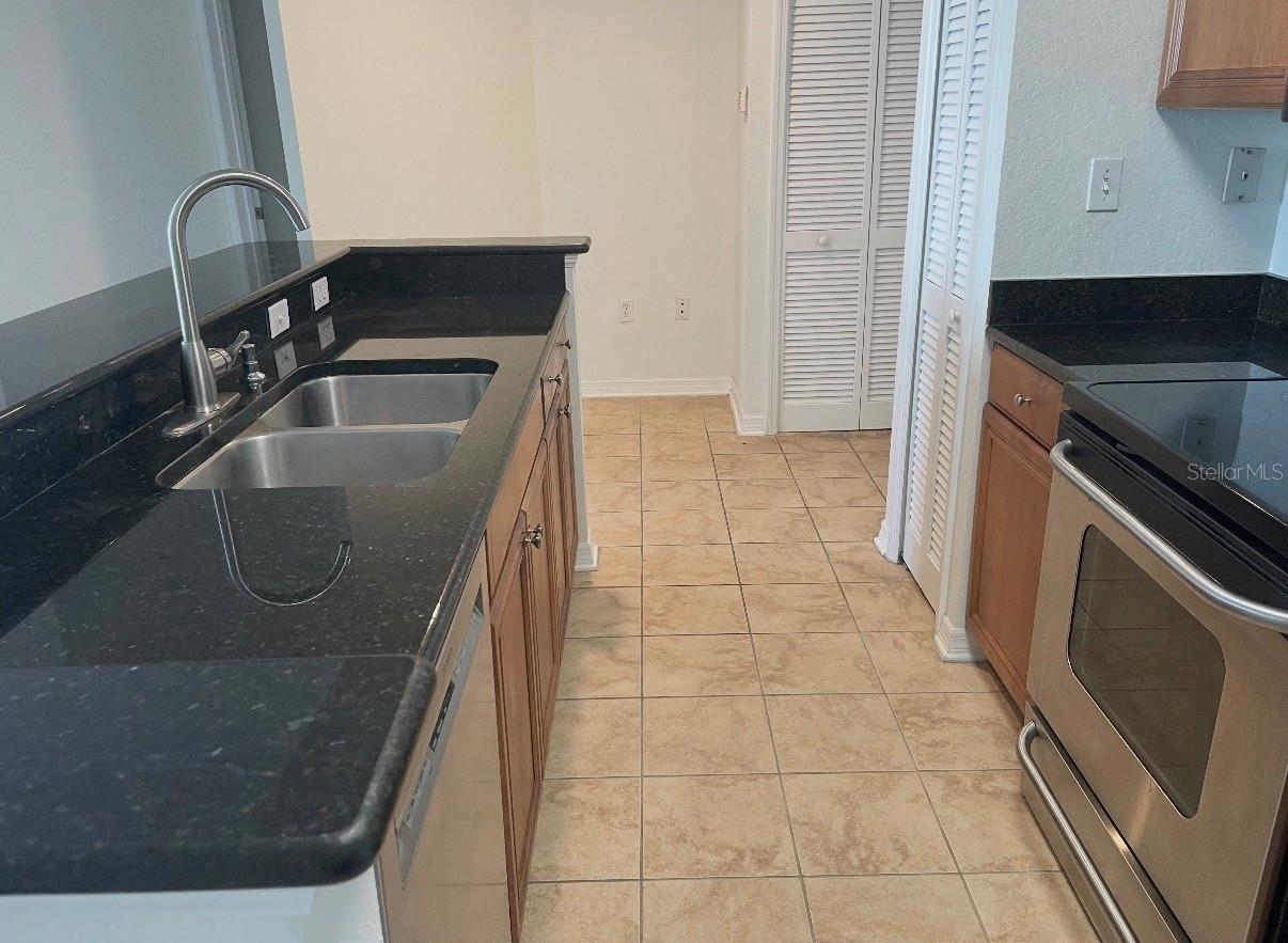 700 S HARBOUR ISLAND BLVD #536 — photo 5