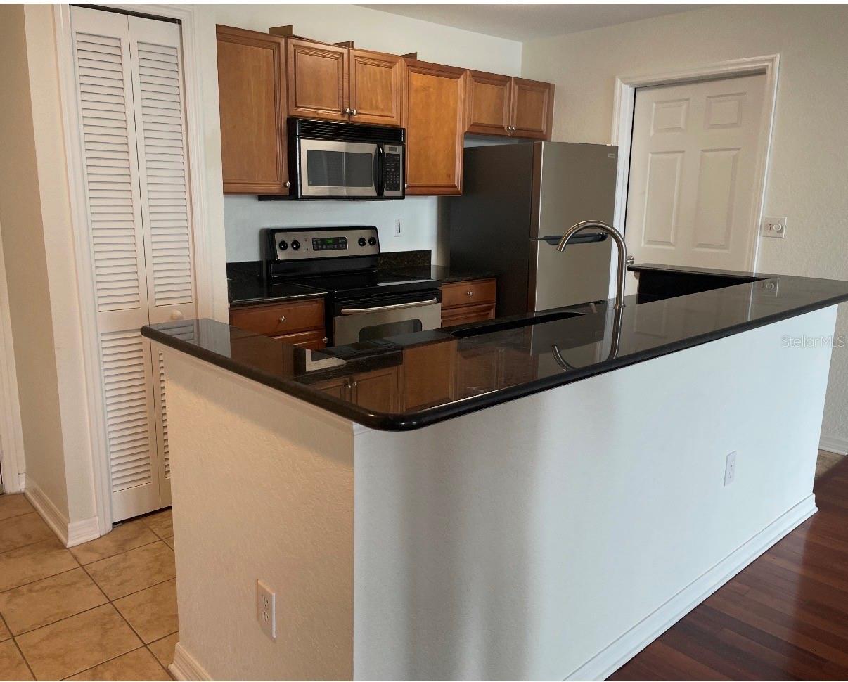 700 S HARBOUR ISLAND BLVD #536 — photo 4