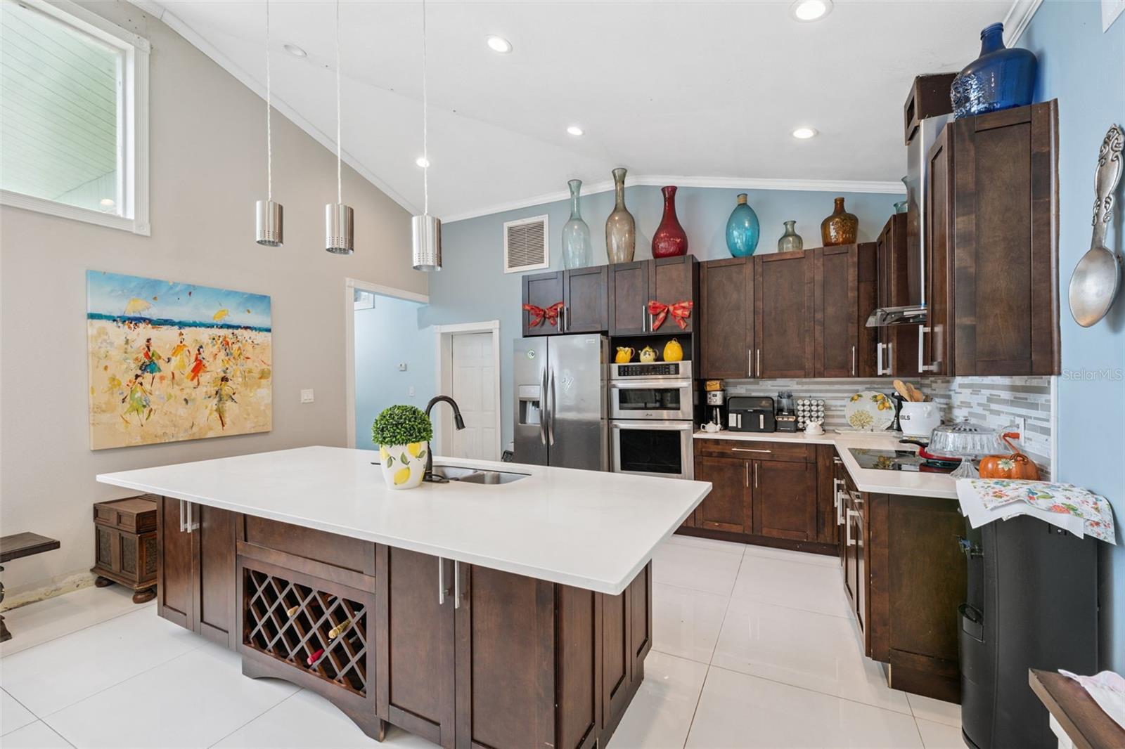 4527 REDCOAT DR — photo 2