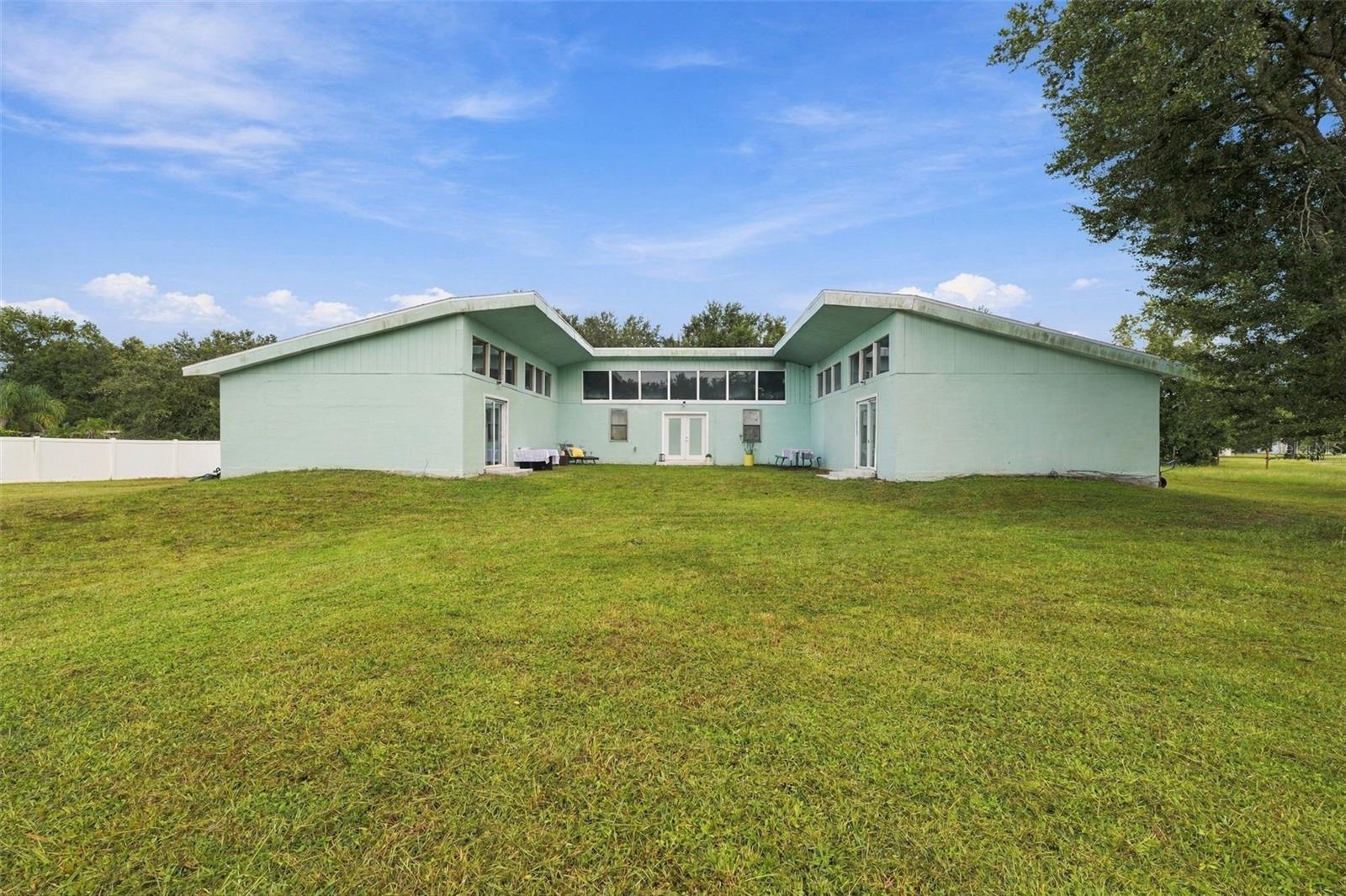 4527 REDCOAT DR — photo 21