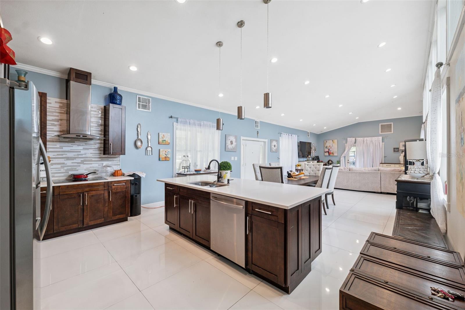 4527 REDCOAT DR — photo 3
