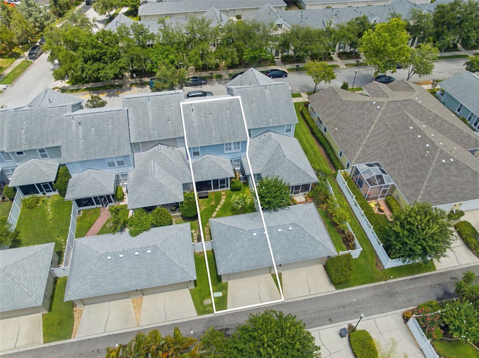 10016 BENTLEY WAY — photo 2