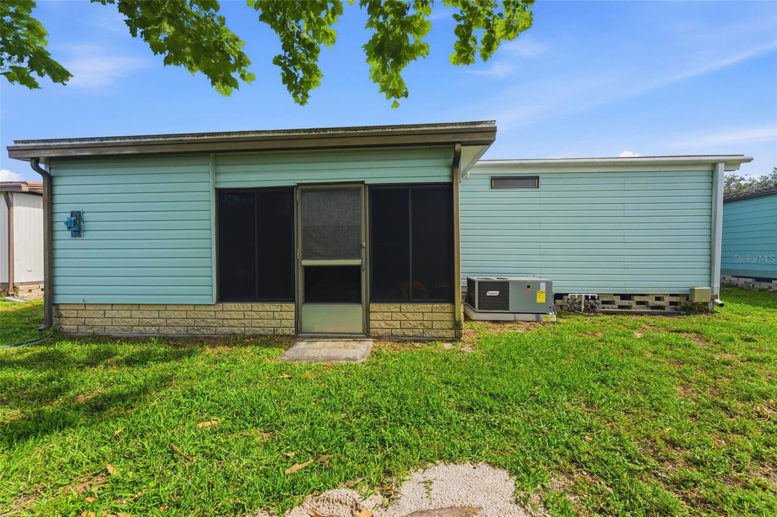 34334 COUNTRYSIDE DR — photo 30