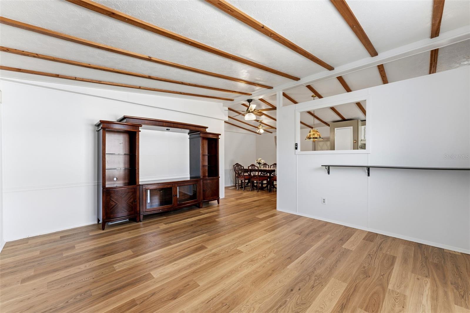 34334 COUNTRYSIDE DR — photo 8
