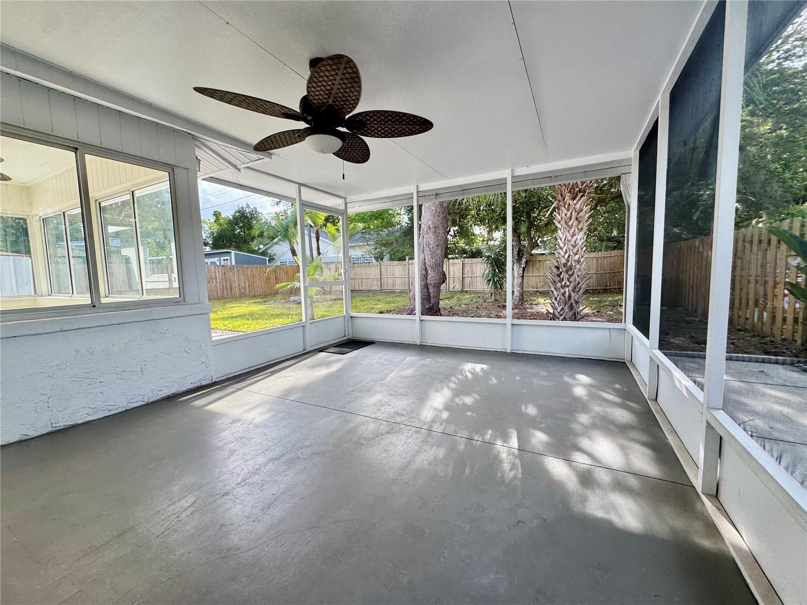 4722 STEVENS DR — photo 16