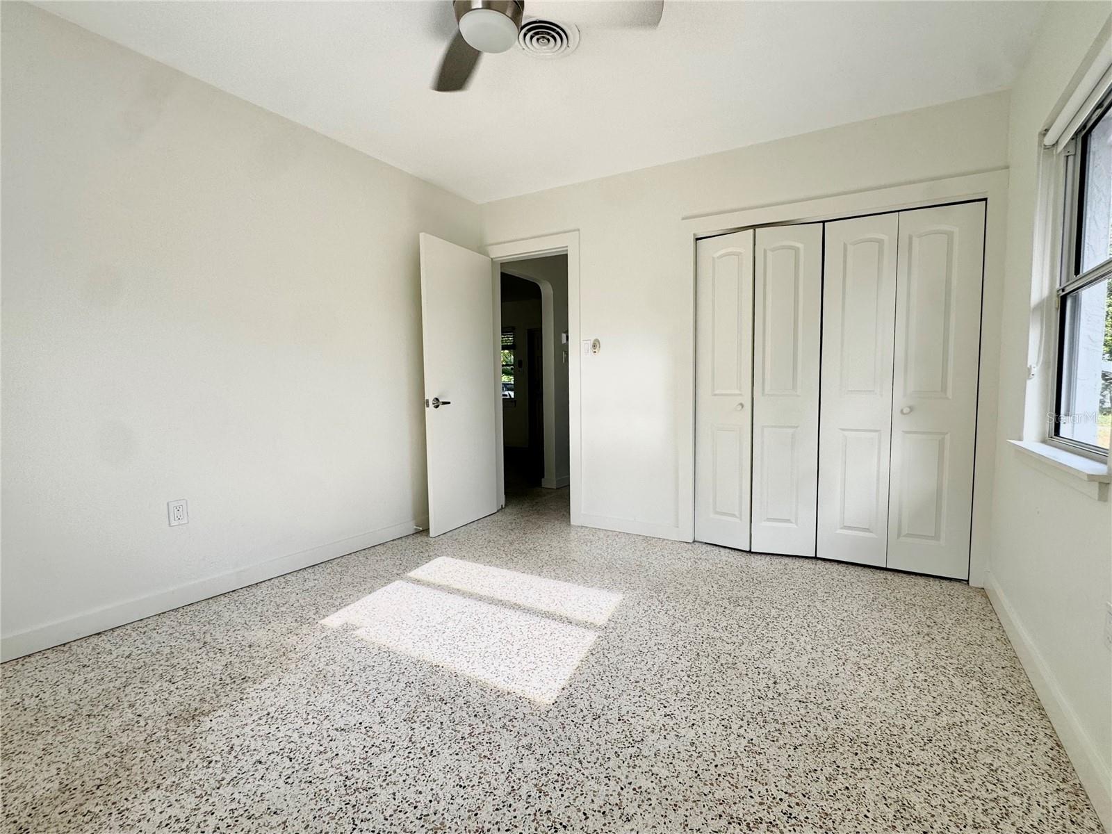 4722 STEVENS DR — photo 12