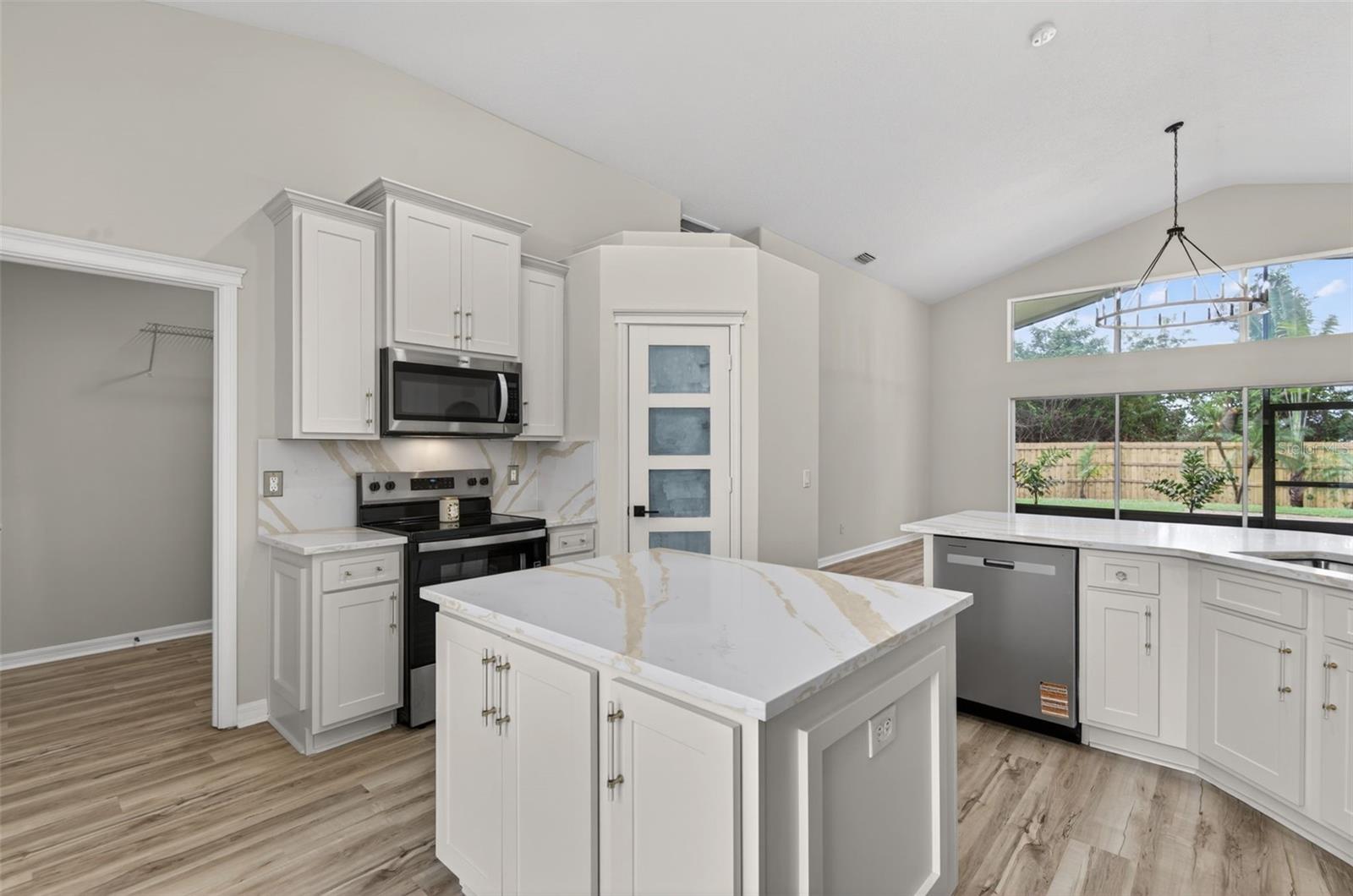 7705 NOTTINGHILL SKY DR — photo 27