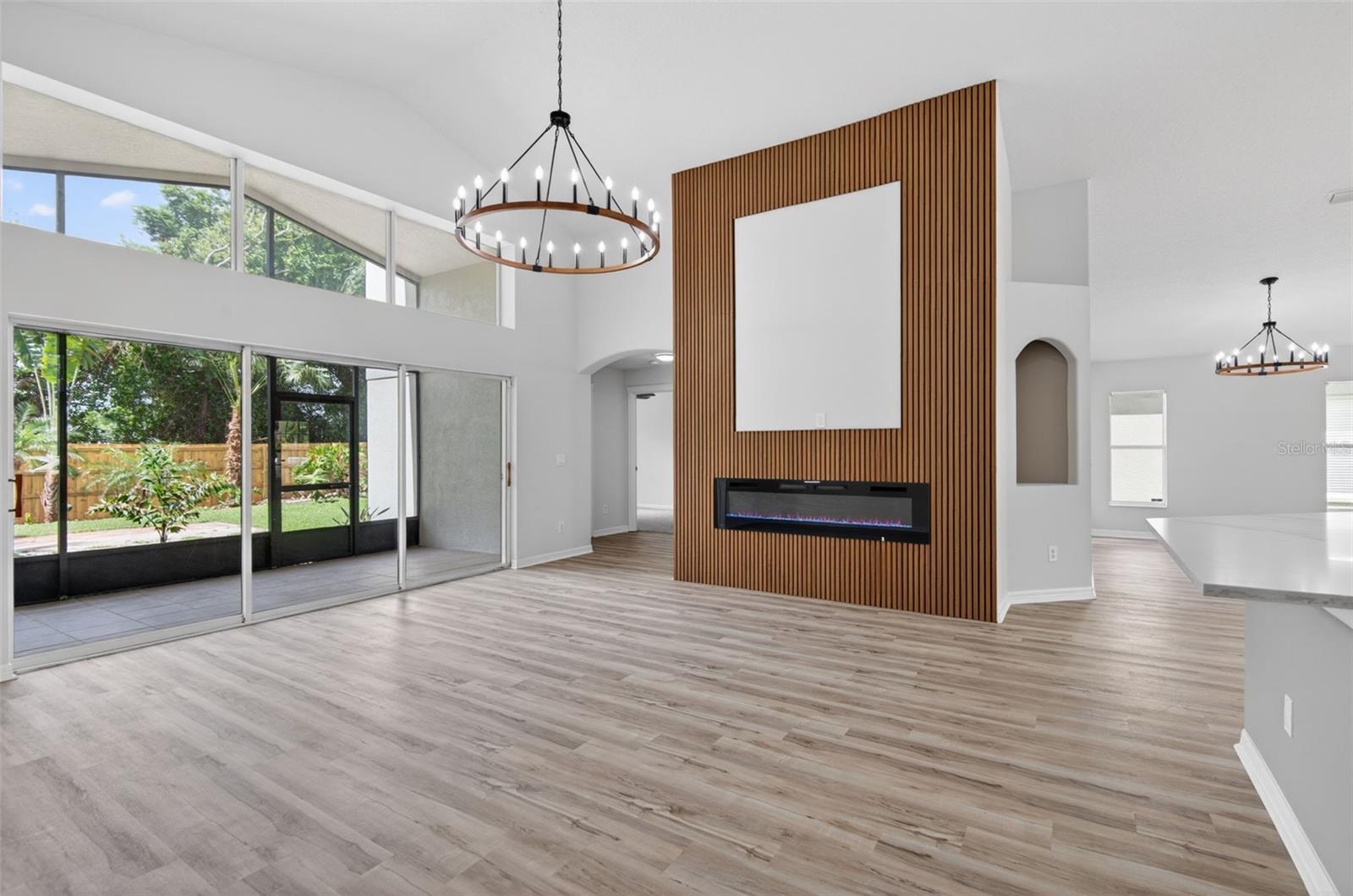 7705 NOTTINGHILL SKY DR — photo 17