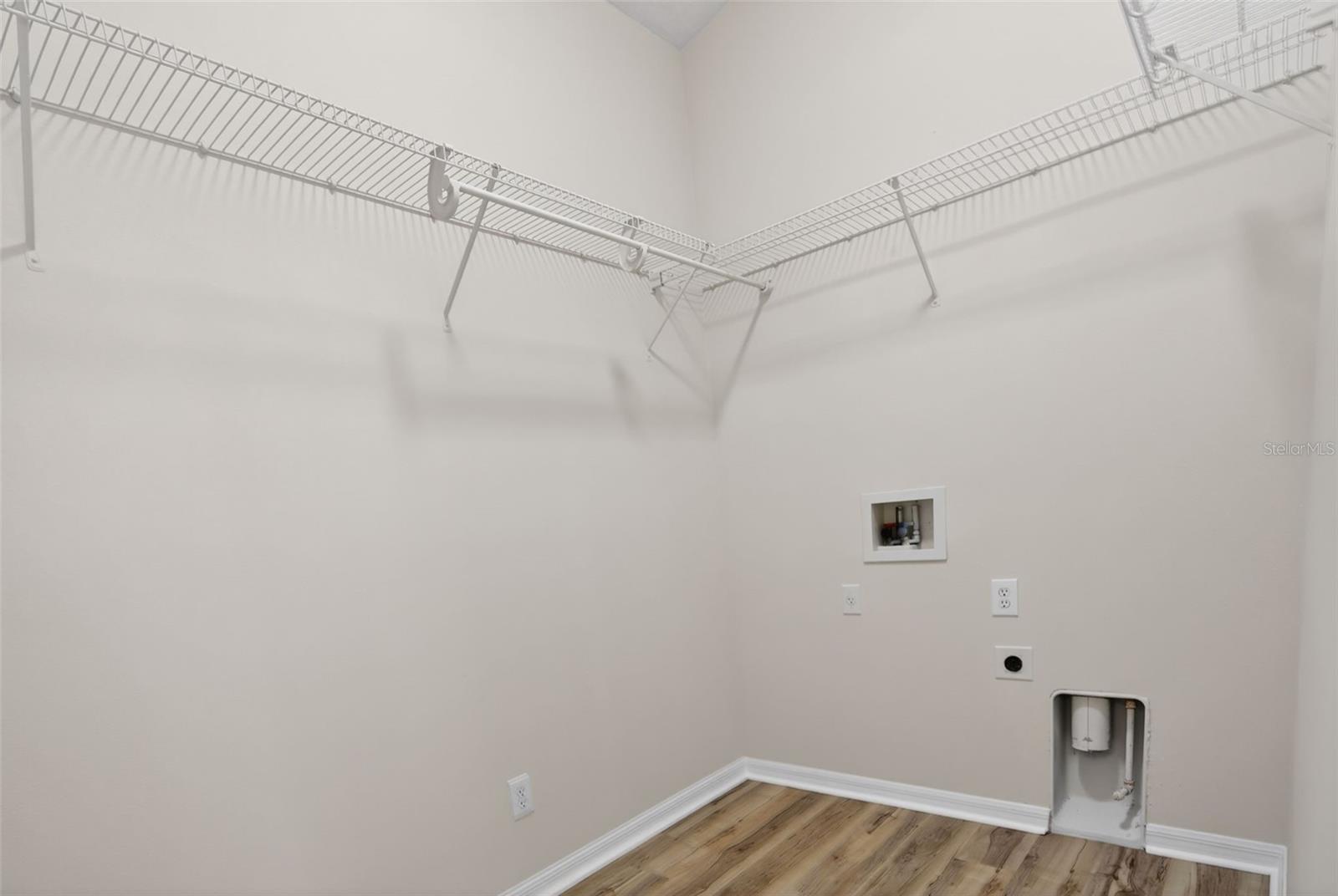 7705 NOTTINGHILL SKY DR — photo 52